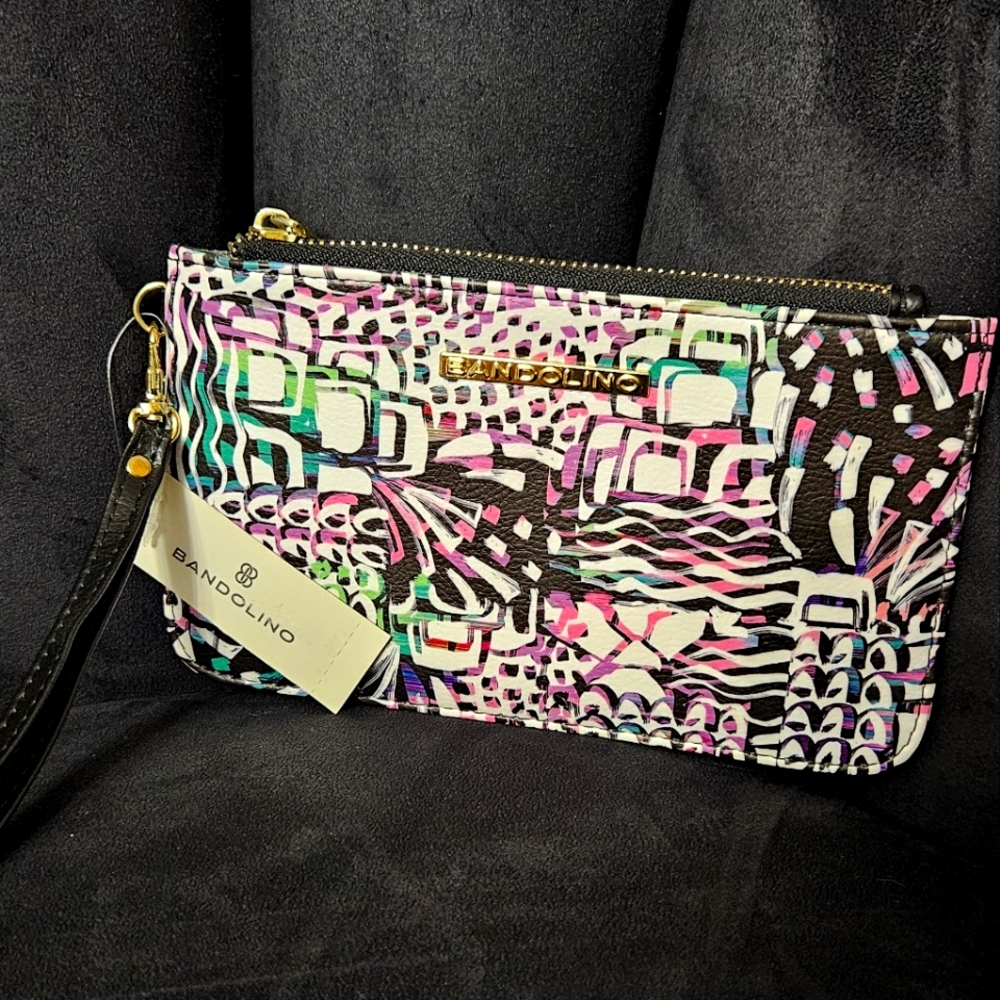 Bandolino clutch